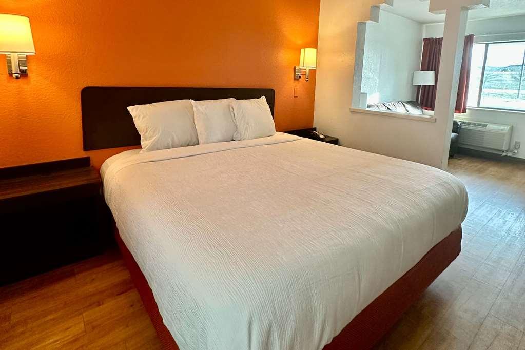 Quality Inn & Suites ジャンクション 部屋 写真