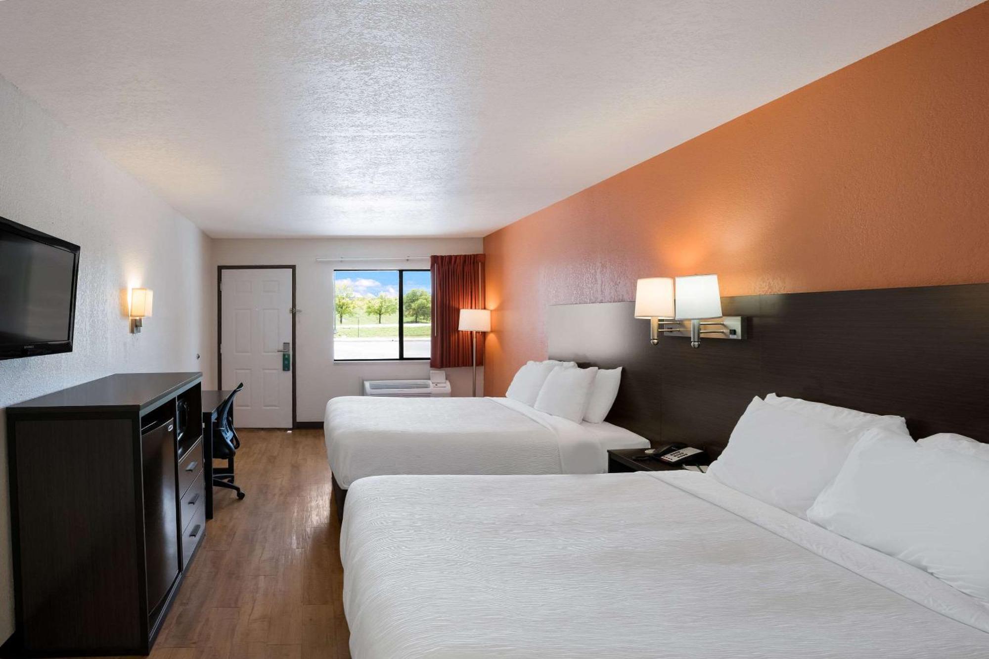 Quality Inn & Suites ジャンクション エクステリア 写真