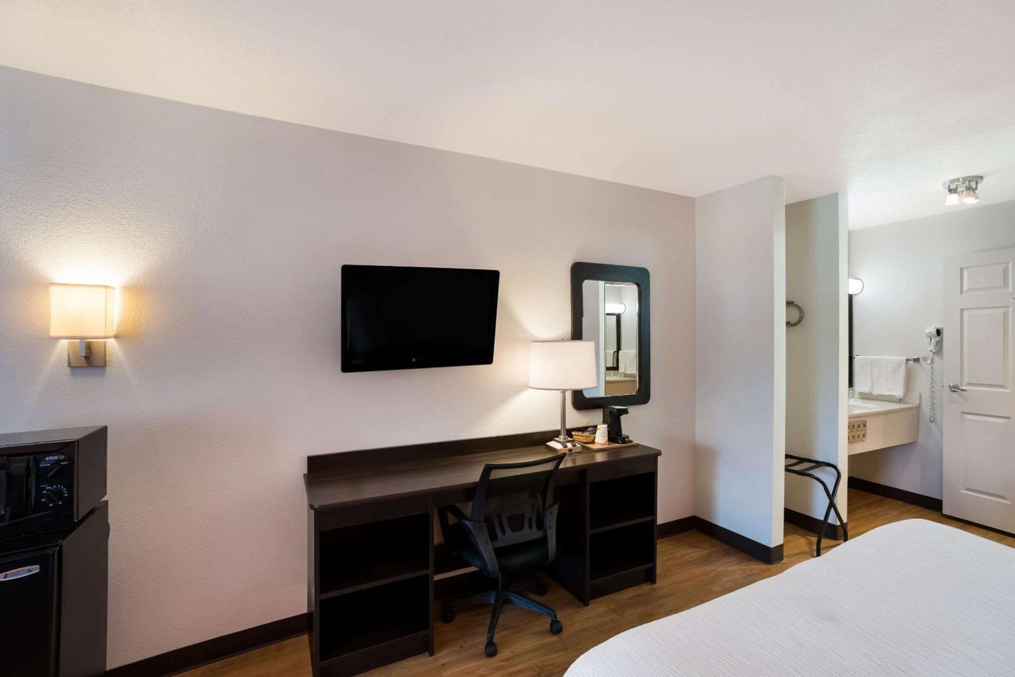 Quality Inn & Suites ジャンクション エクステリア 写真